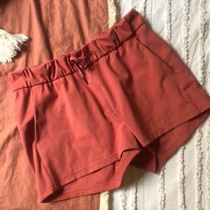 Lululemon Stroll at Sundown shorts